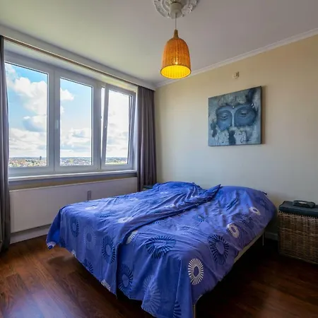 Panoramic & Modern With Sea View Апартаменты *